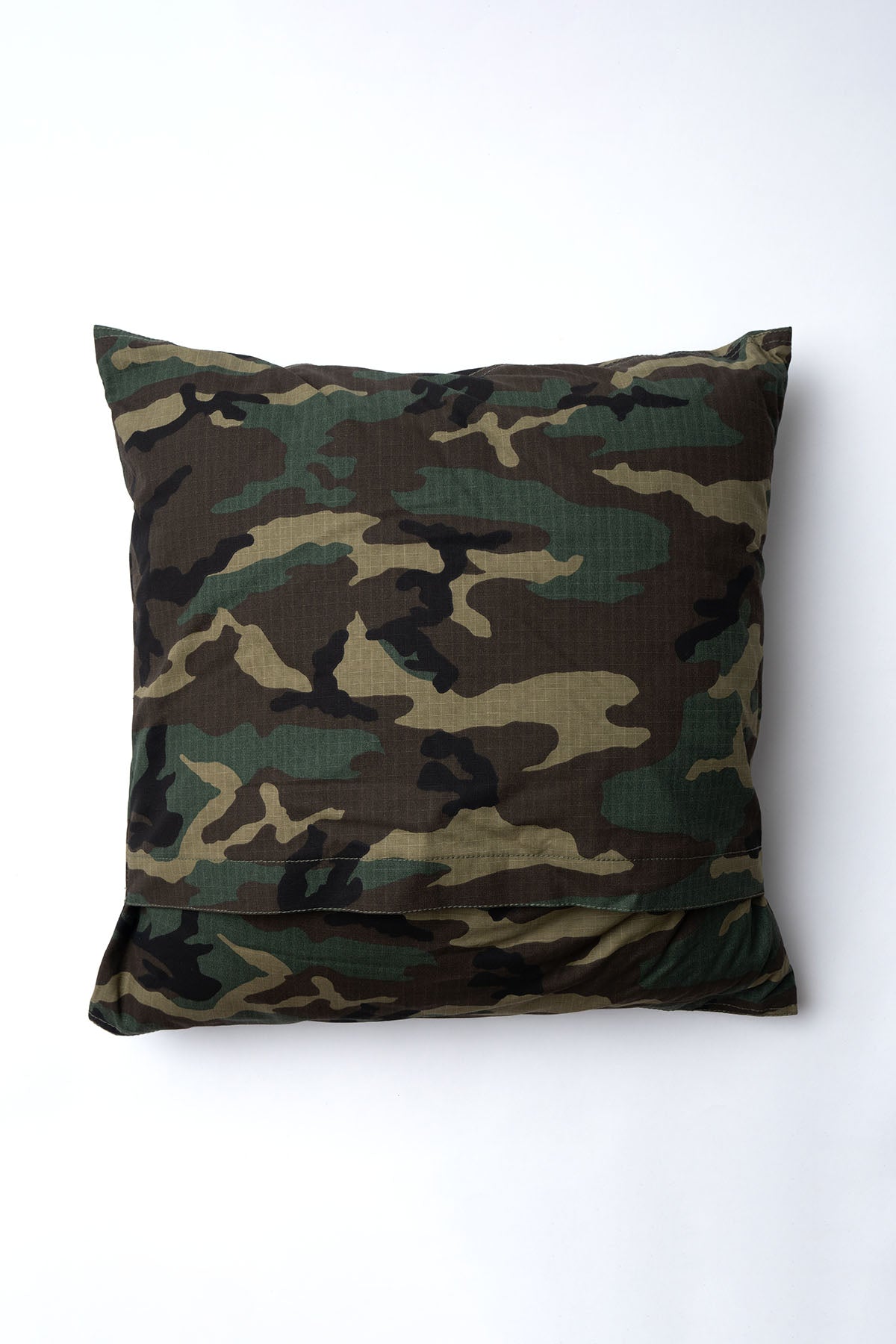 Early 80's Camo Rip Stop / 45cm Cushion Cover【予約】7月14日以降弊社より順次出荷
